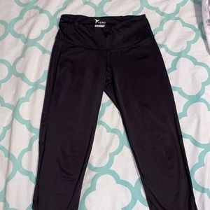 Black Old Navy Activewear leggings